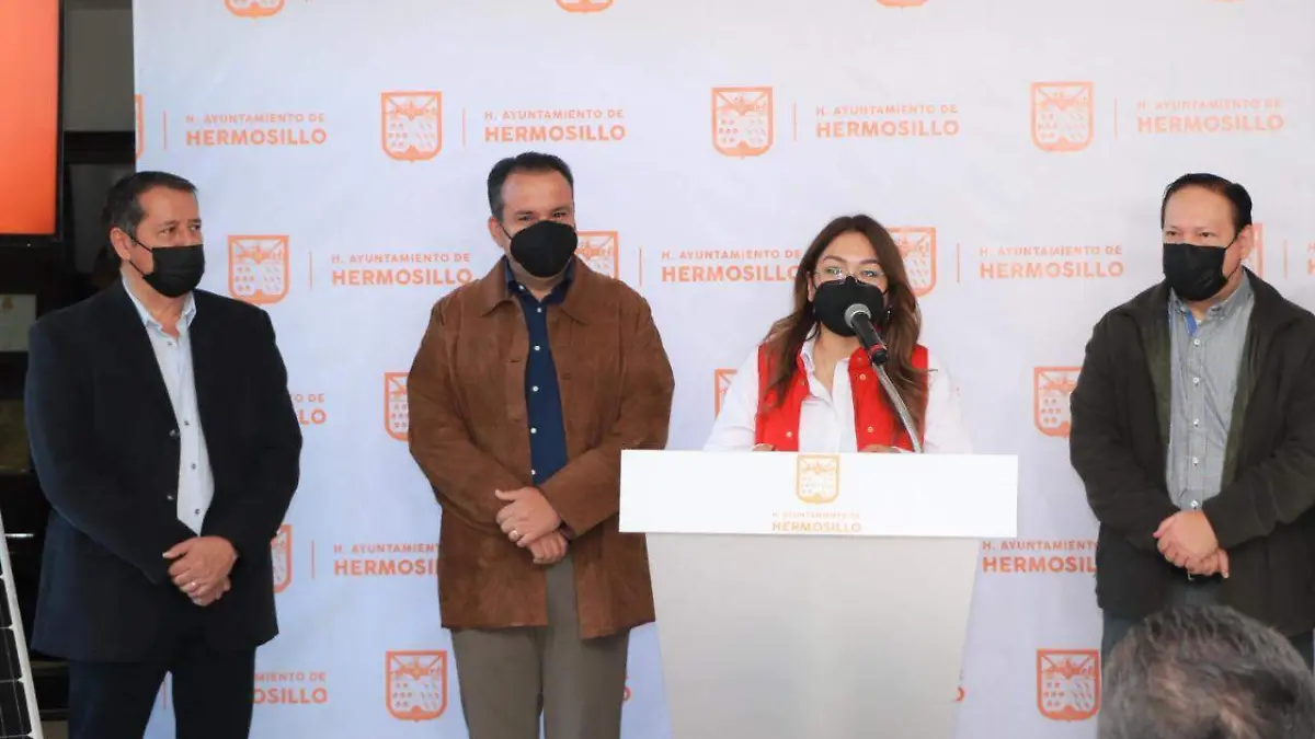 Paneles solares en Palacio Municipal