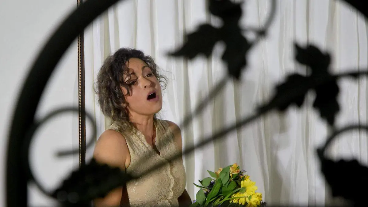 El canto de mi vida, presentación de Elena Rivera