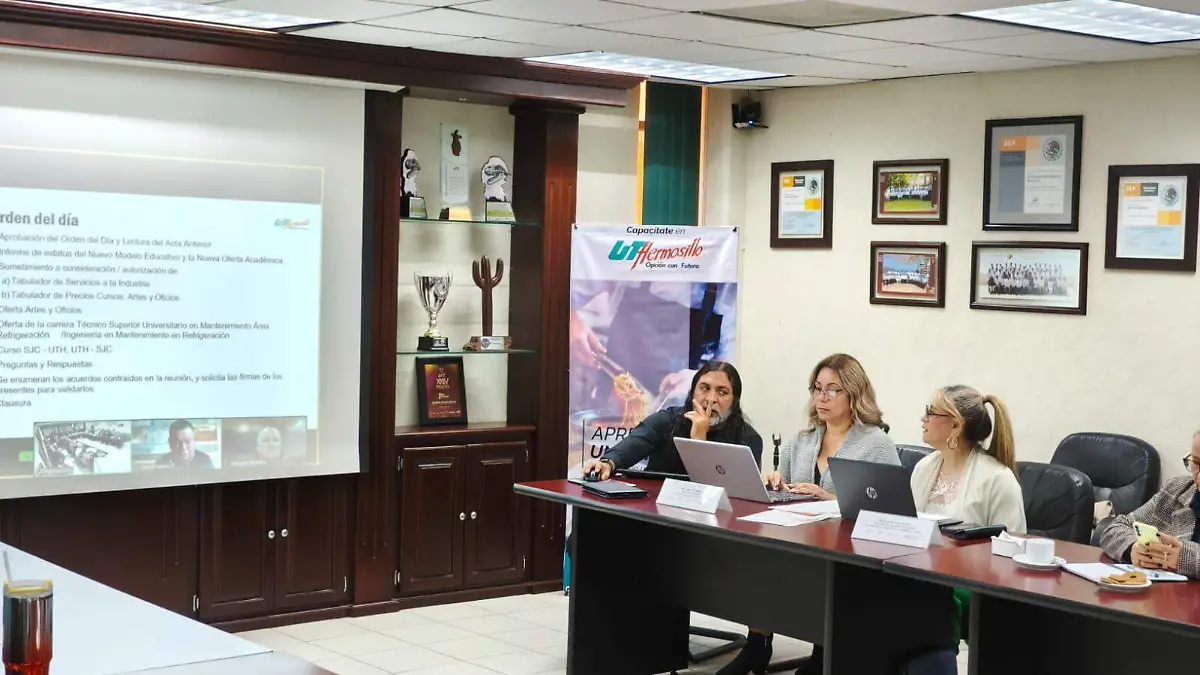 Universidad Tecnológica de Hermosillo - UTH