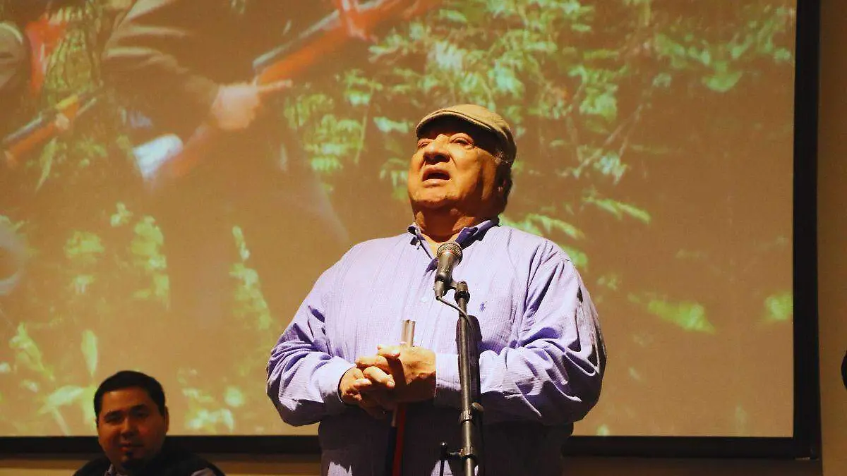 Crispin Ballesteros - Mike Acosta (8)