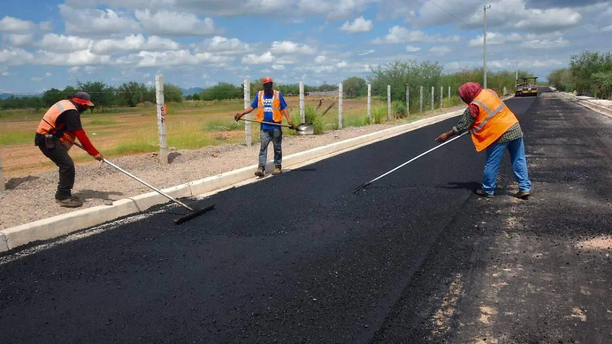 pavimentación-bacheo-carreteras-obras