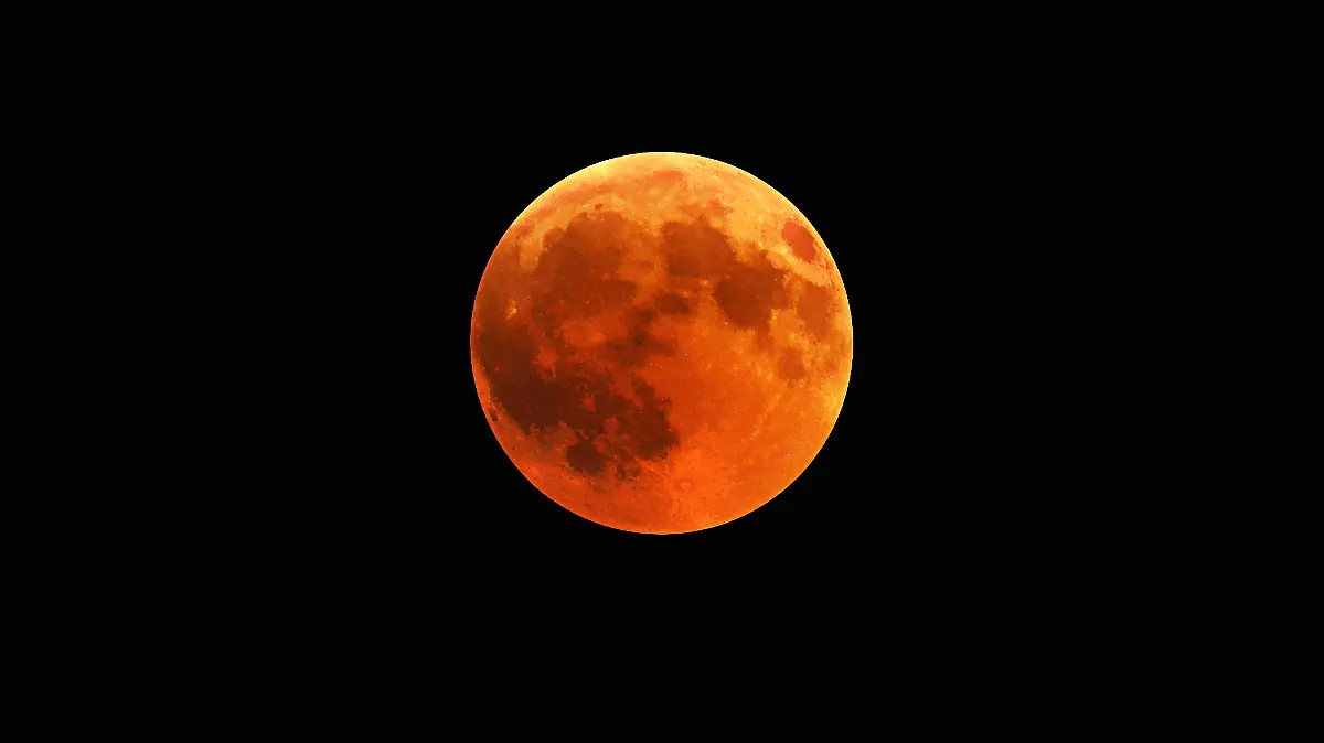 beautiful-shot-red-moon-with-black-night-sky