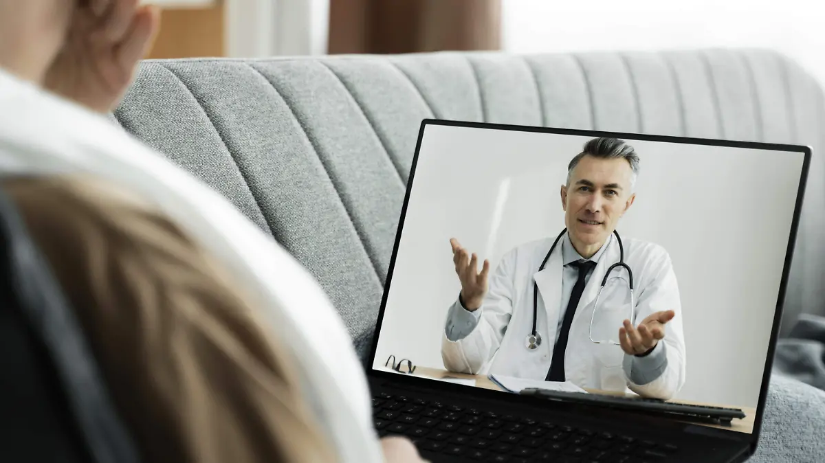 medical-teleconsultation-sick-patient-home