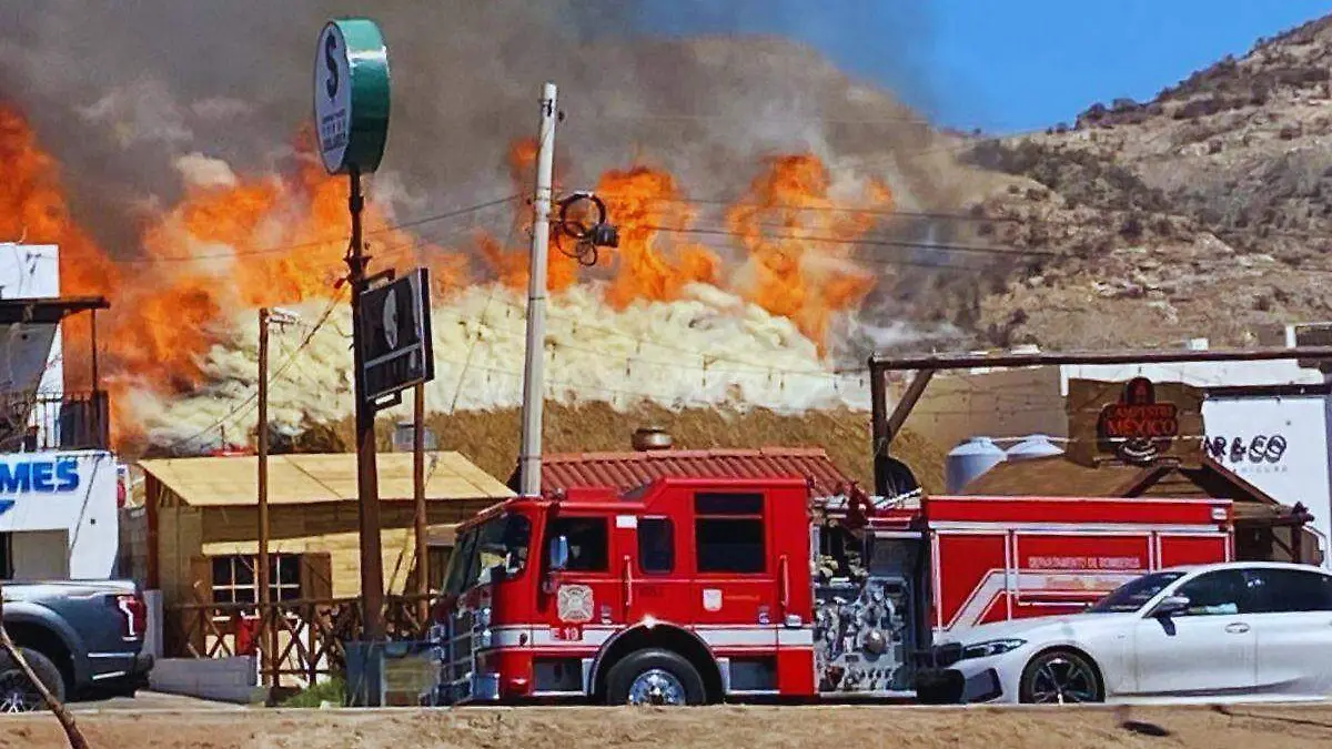 Incendio restaurante Morelos