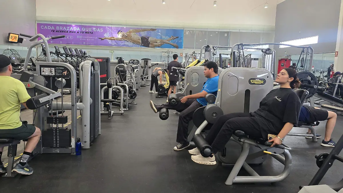 Aspectos gimnasio - Mike Acosta (7)