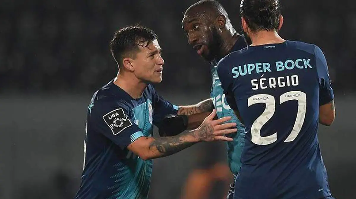 marega-delantero-porto-efe