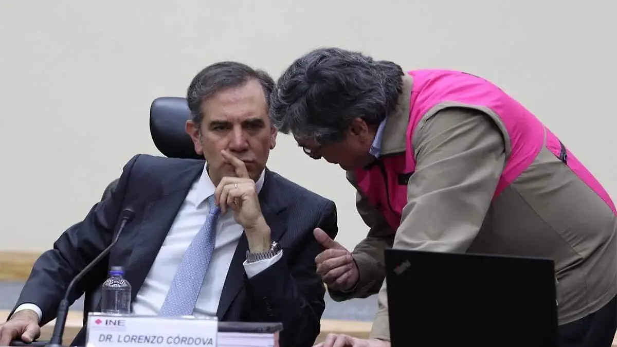 Lorenzo Córdova INE