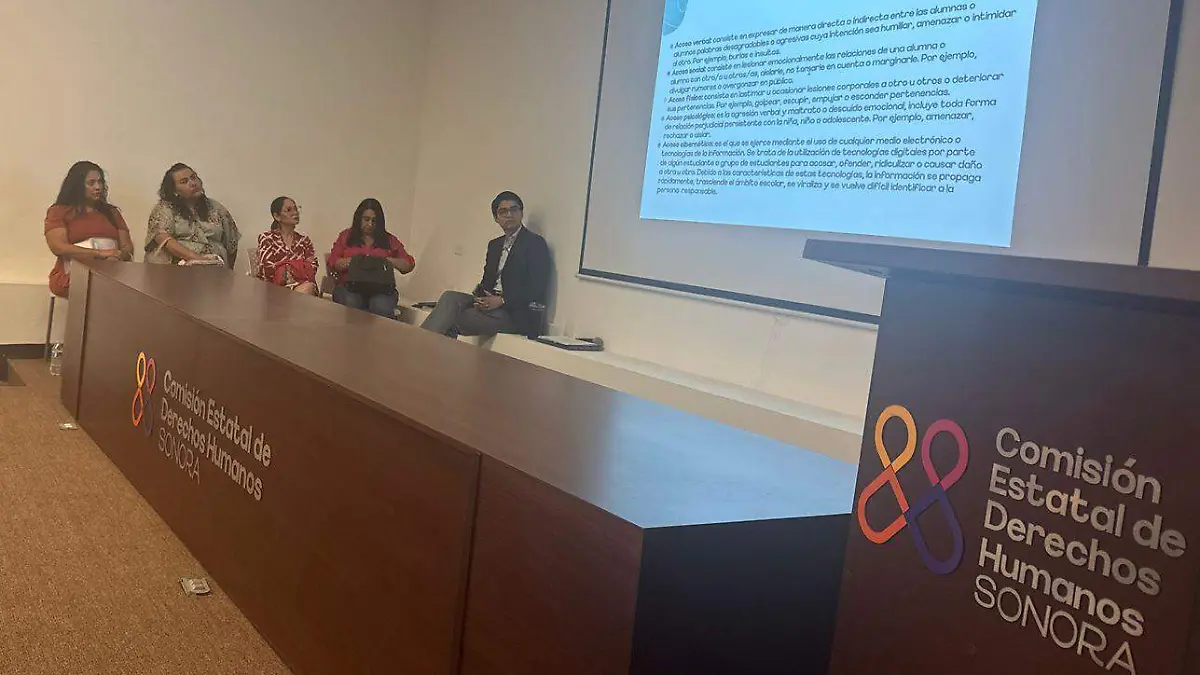 Capacitación personal educativo violencia escolar 