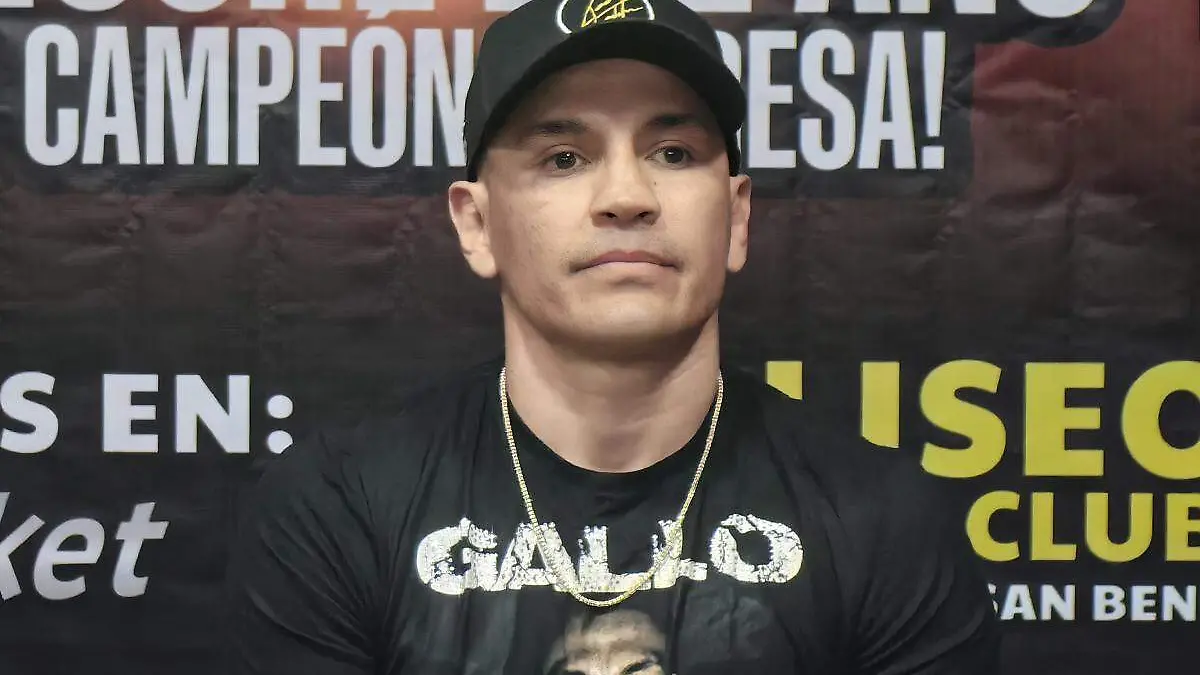 Rueda de prensa box, Juan Francisco El Gallo Estrada_Manuel Velázquez (8)