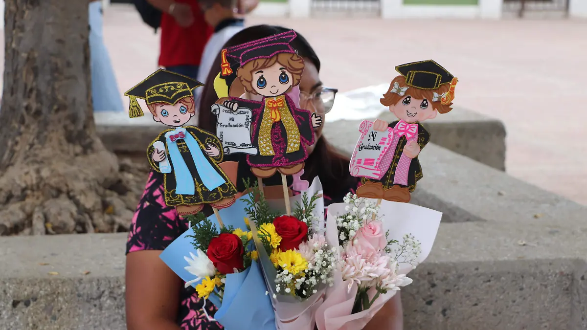 Graduaciones mañaneras_Kimberly Ortega (5)