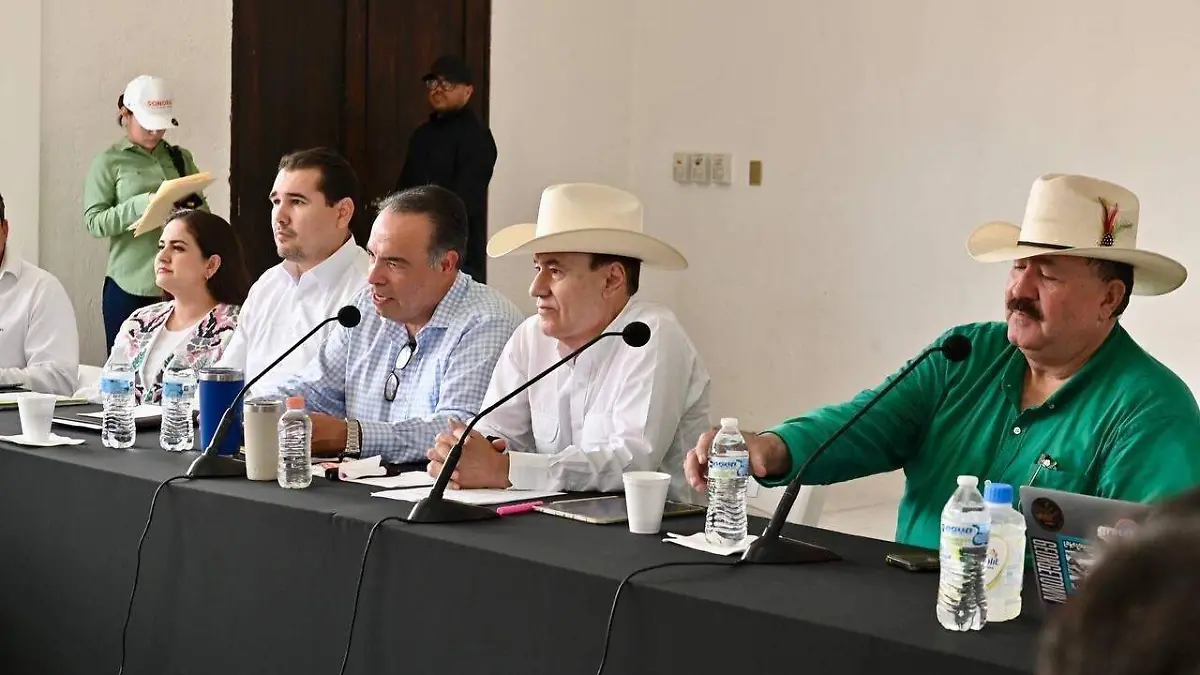 Reunión de Durazo con alcaldes del Río Sonora2