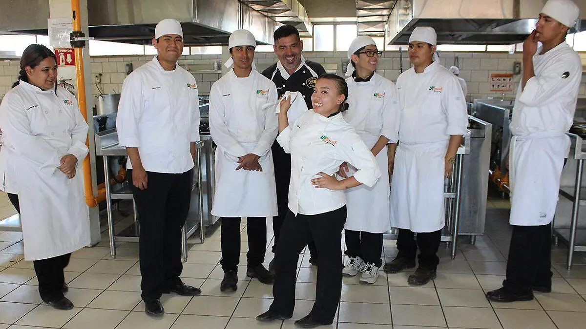 Gastronomía UTH