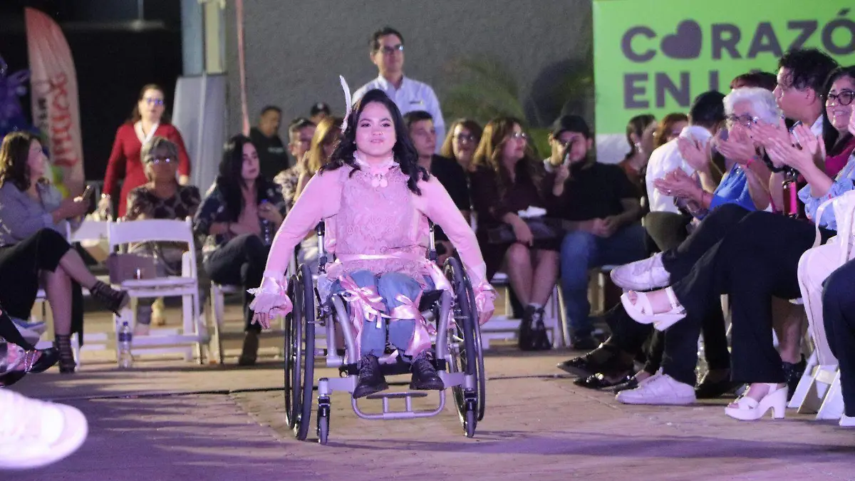 Pasarela Incluyente Corazón en la Manga