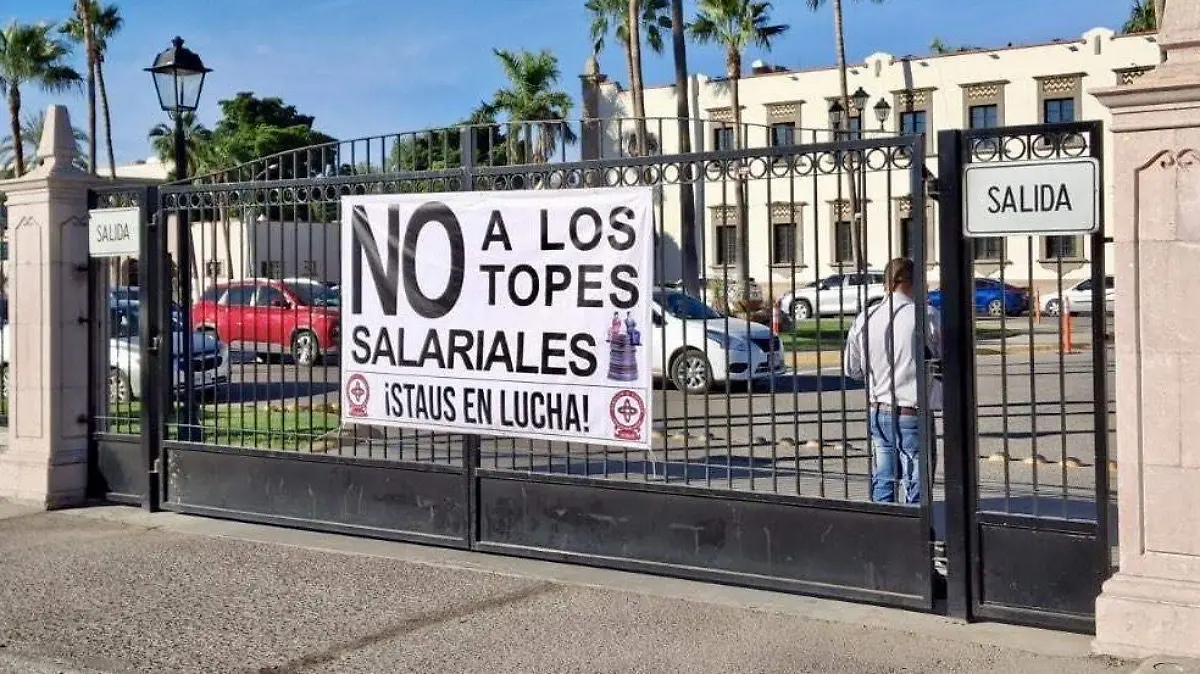 STAUS cierre rectoria