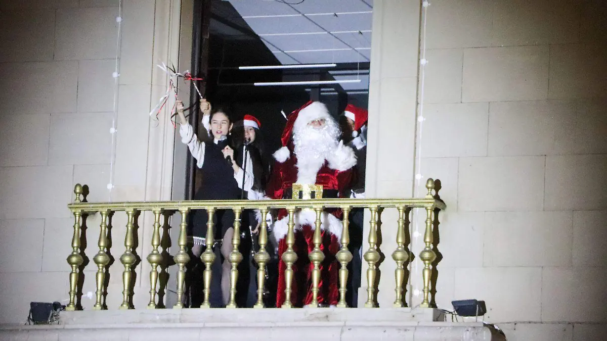 ENCEDIDA DEL ARBOLITO 2025 2