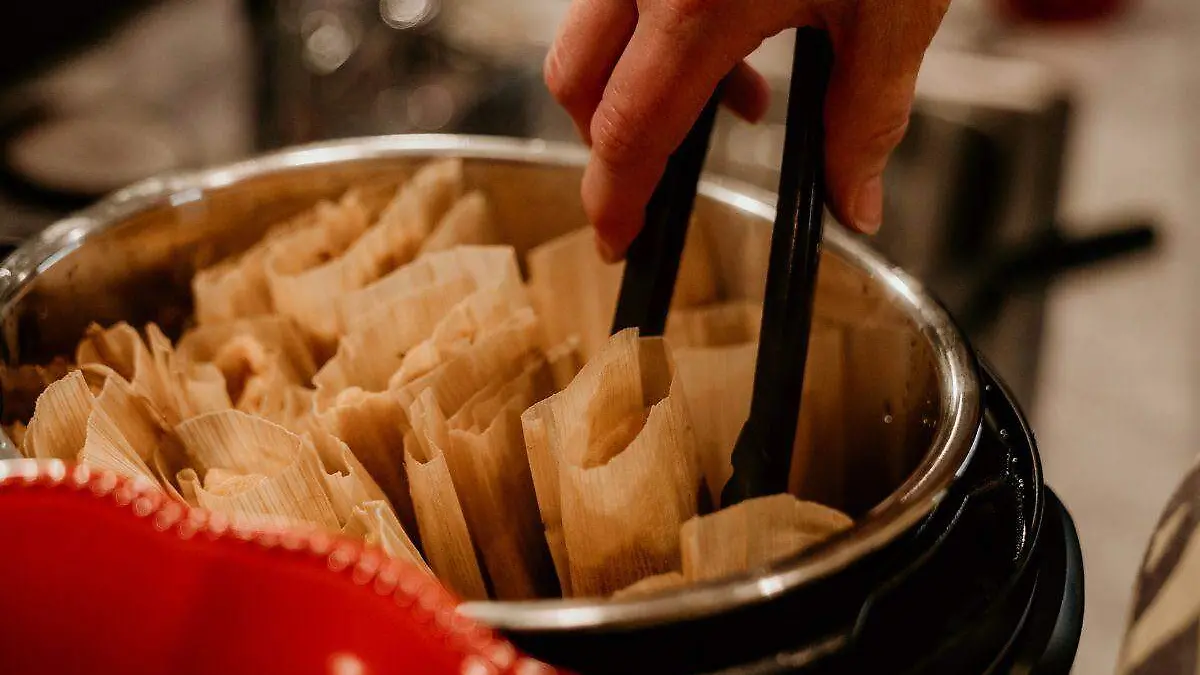 FULL SCREEN _ TAMALES