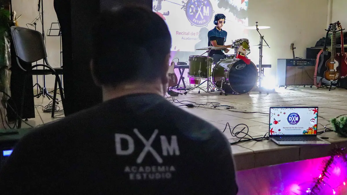 DXM Studio