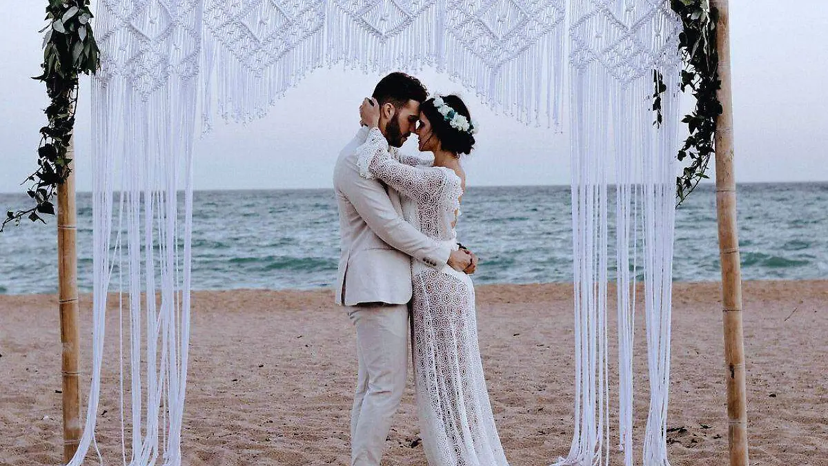 marriage-4226896_1280