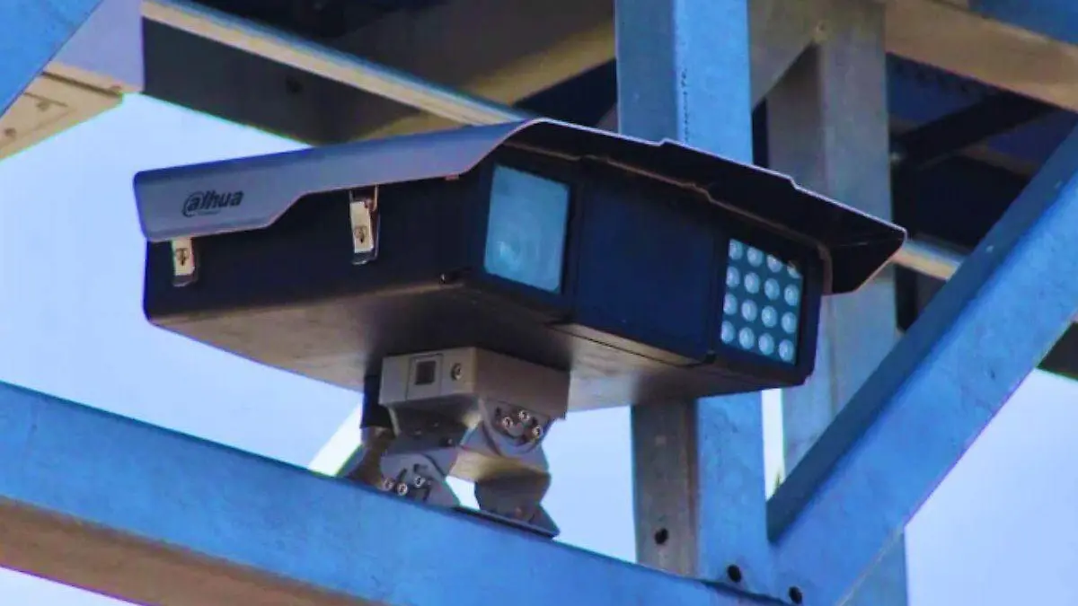 Cámara arcos viales