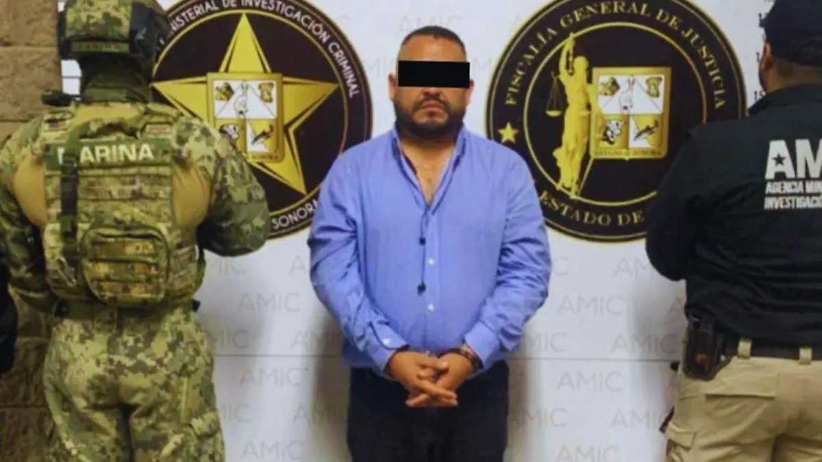 El texto del párrafo (2)