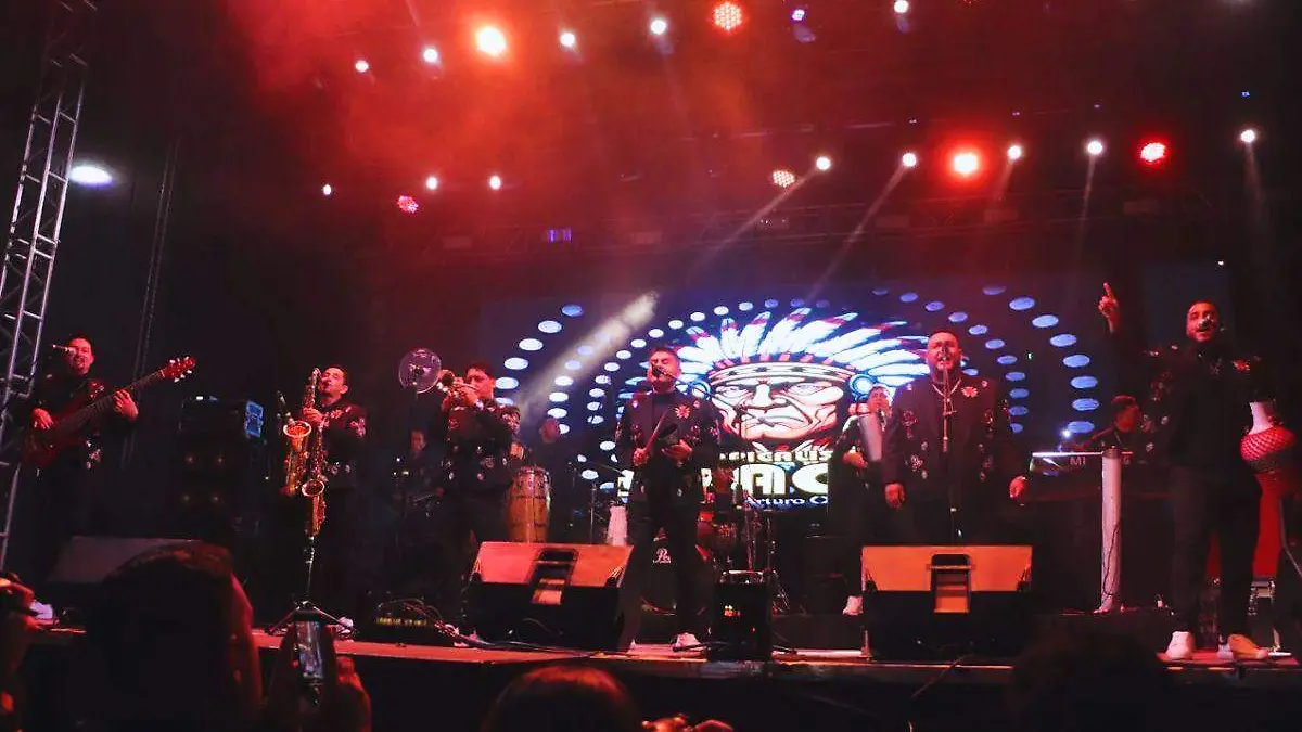 Tropicalísimo Apache