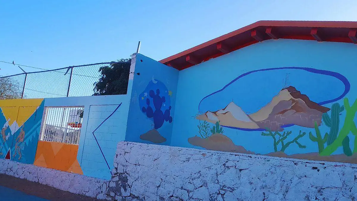El color da vida murales
