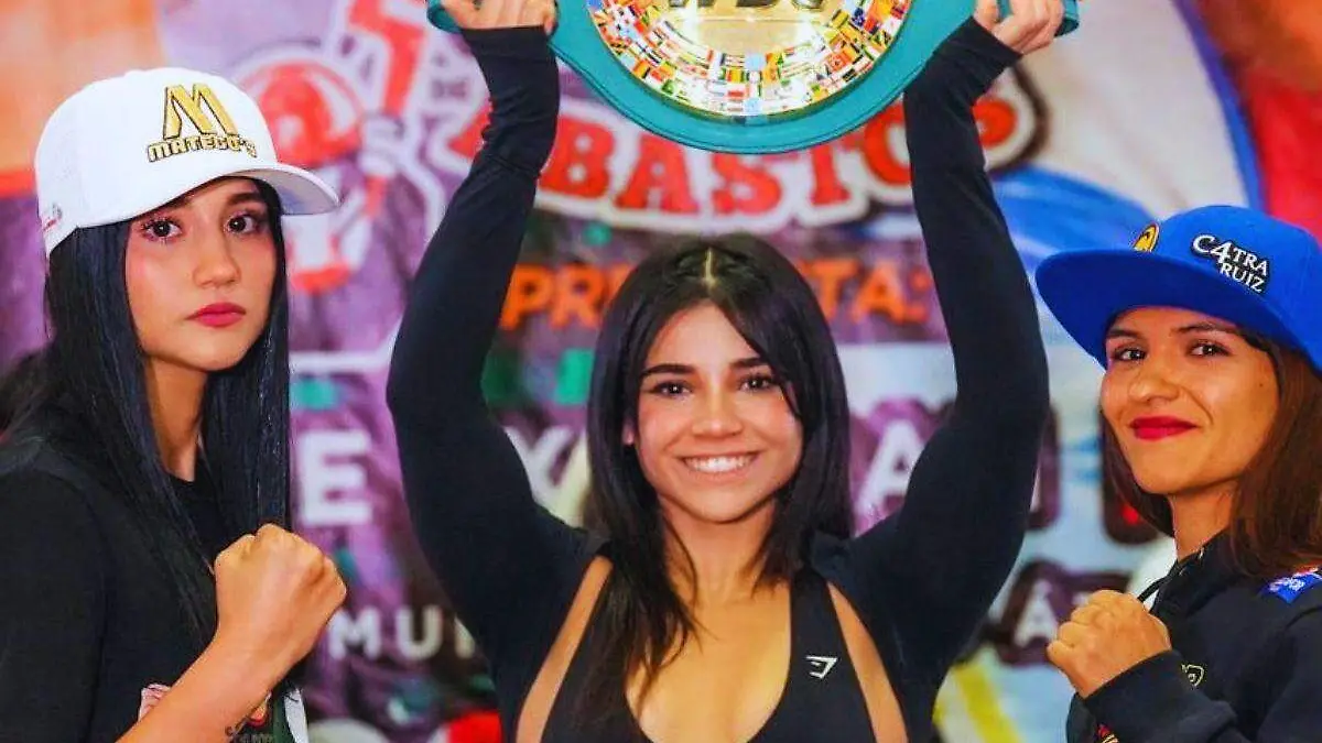 Alana Flores y Camila Zamorano