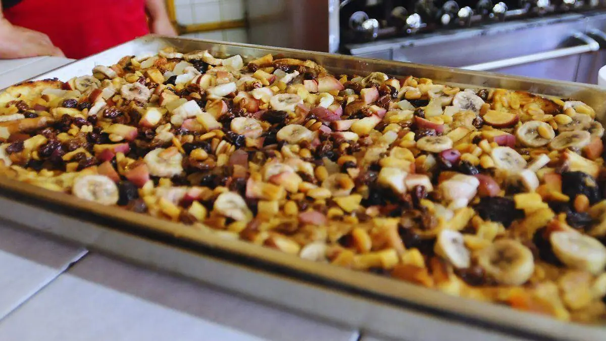 Venta de Capirotada en Mercado-ARCHIVO