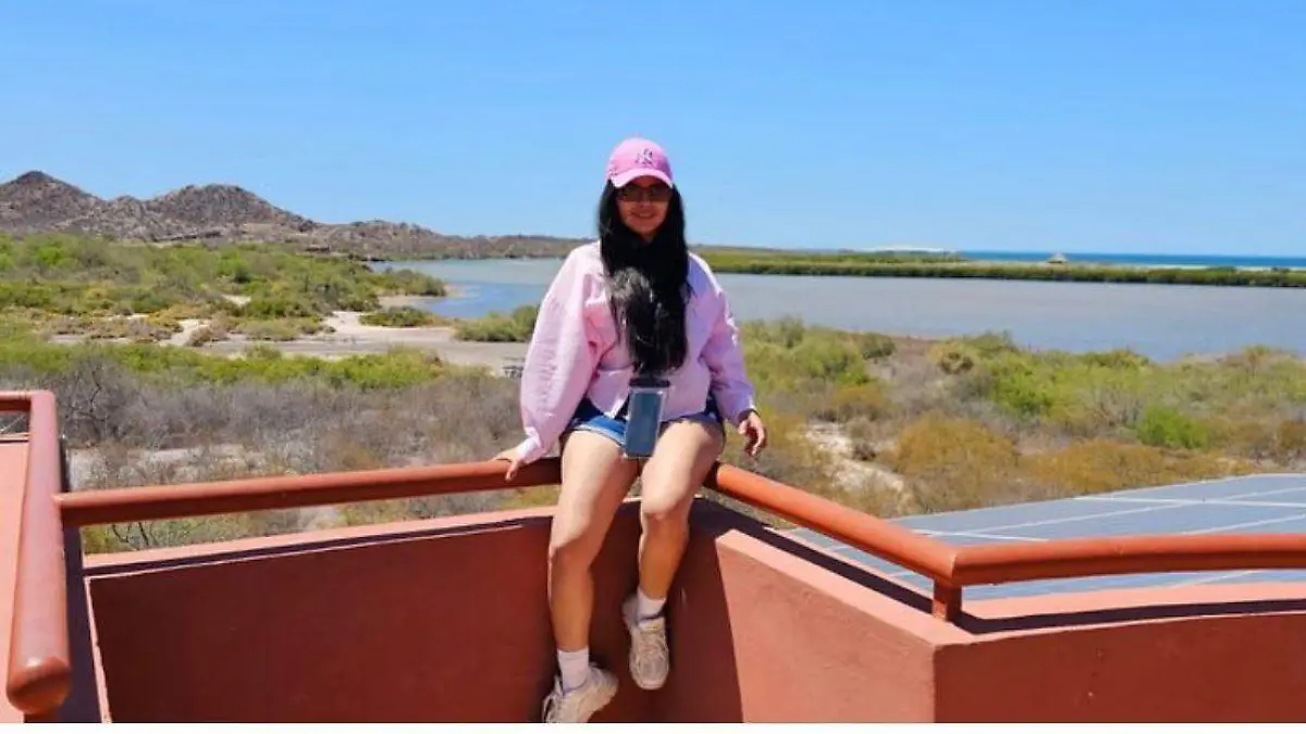 Estero - Carolina Monroy