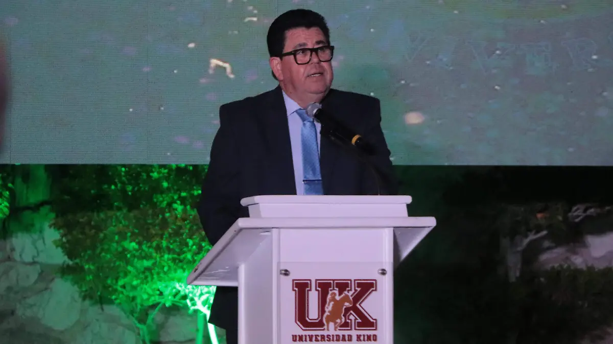 Rector Universidad Kino Julio César Mendoza Urrea