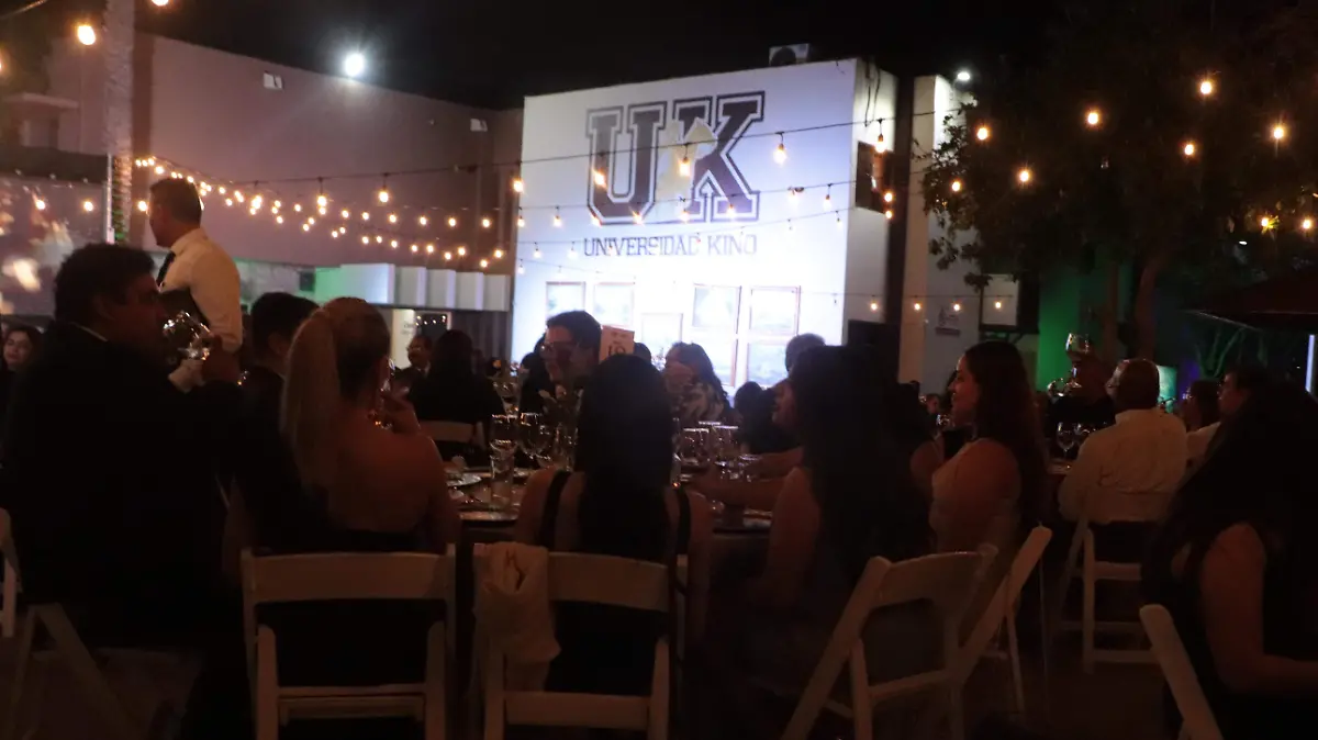 Aniversario 40 Universidad Kino - Mike Acosta (38)