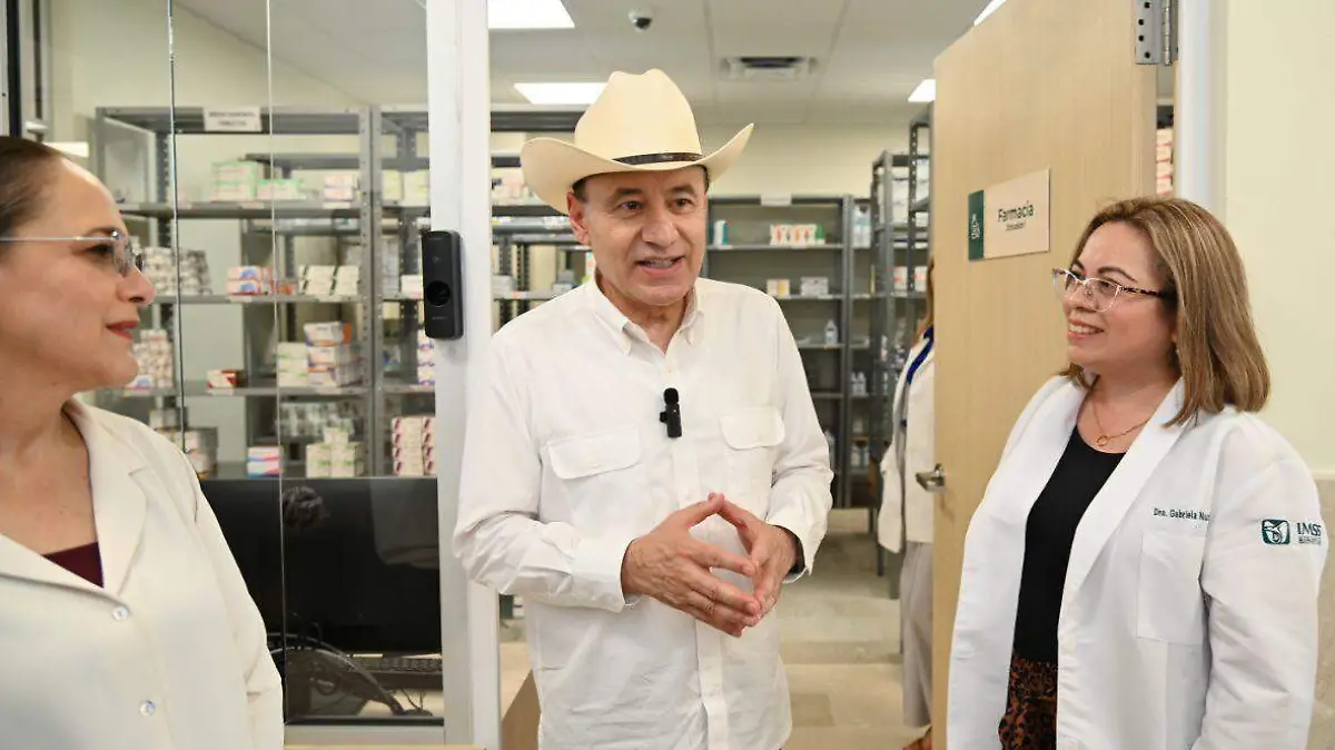 DOCTORES DURAZO HOSPITAL EQUIPO MÉDICO