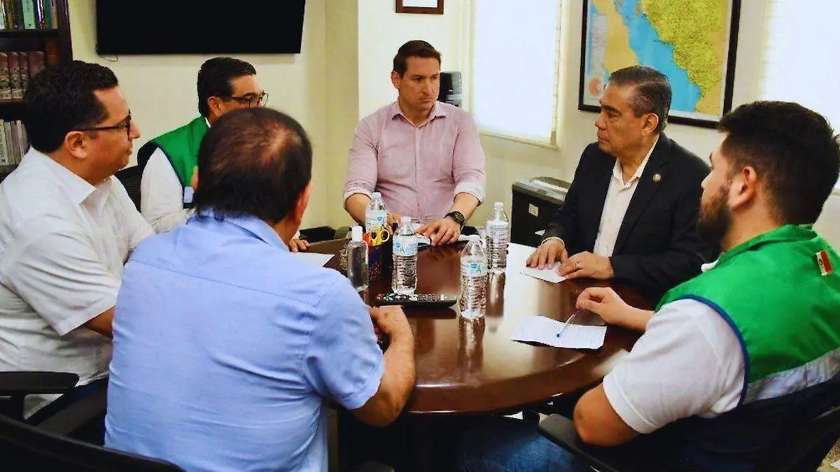 Fiscal y secretario de salud