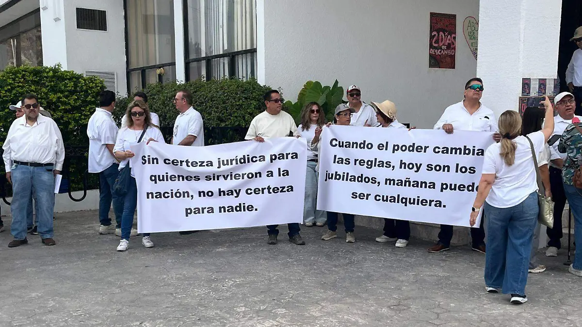 Pensionados de CFE