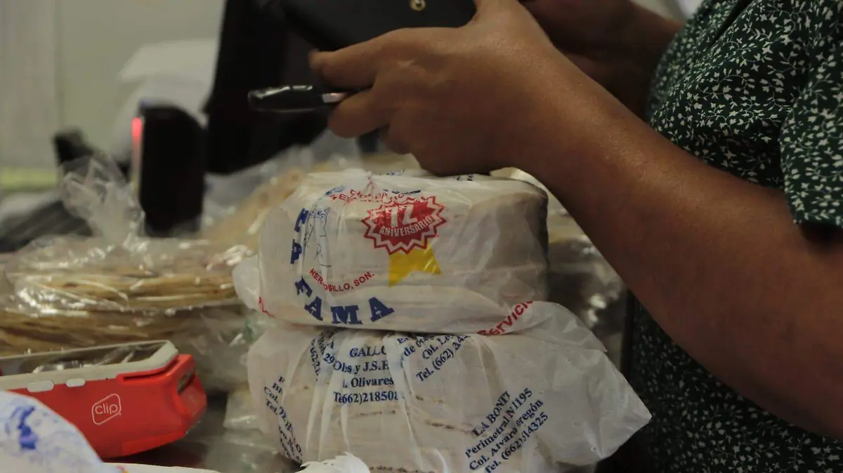 kilo de tortillas de maíz tortillería