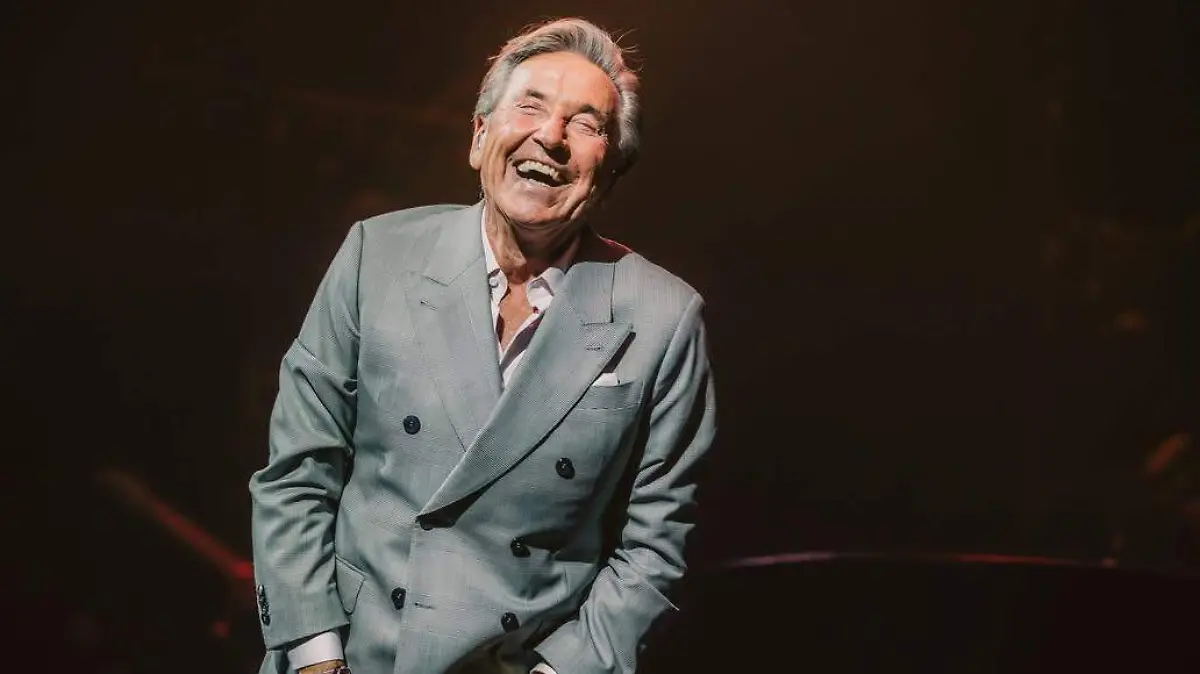 El abrazo enamorado en Uruguay.Para nunca olvidar.