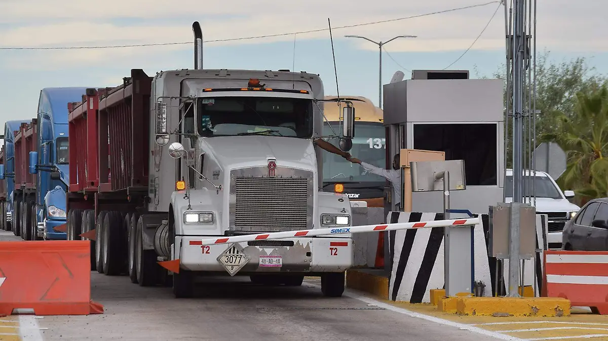 Trailers en caseta de Hermosillo - Carlos Villalba