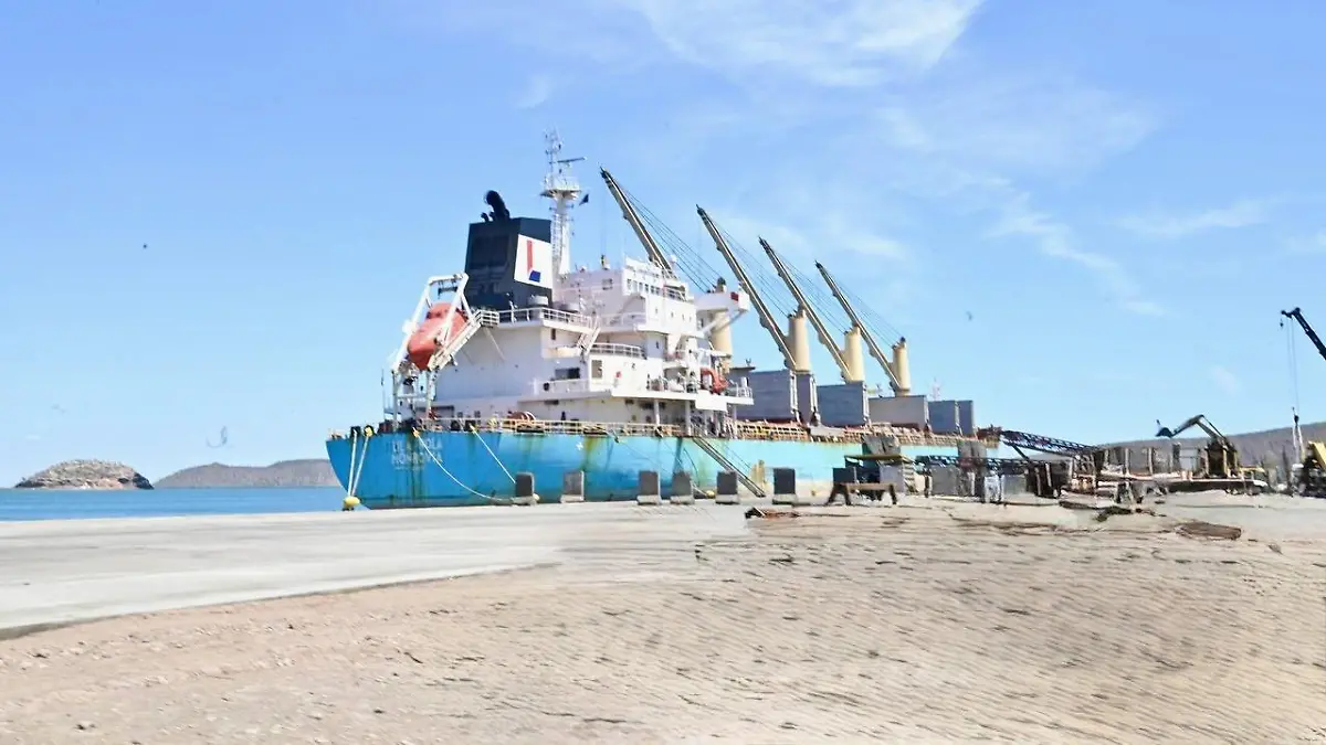 barcos en el puerto de Guaymas