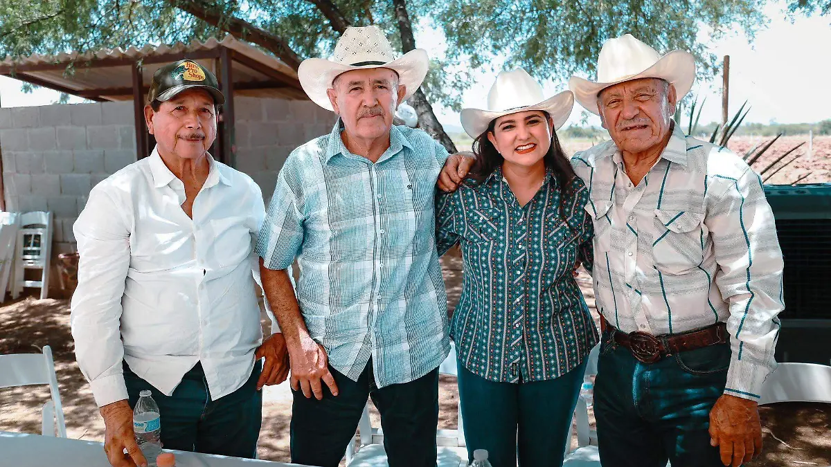 Celida López y productores del valle del yaqui y mayo