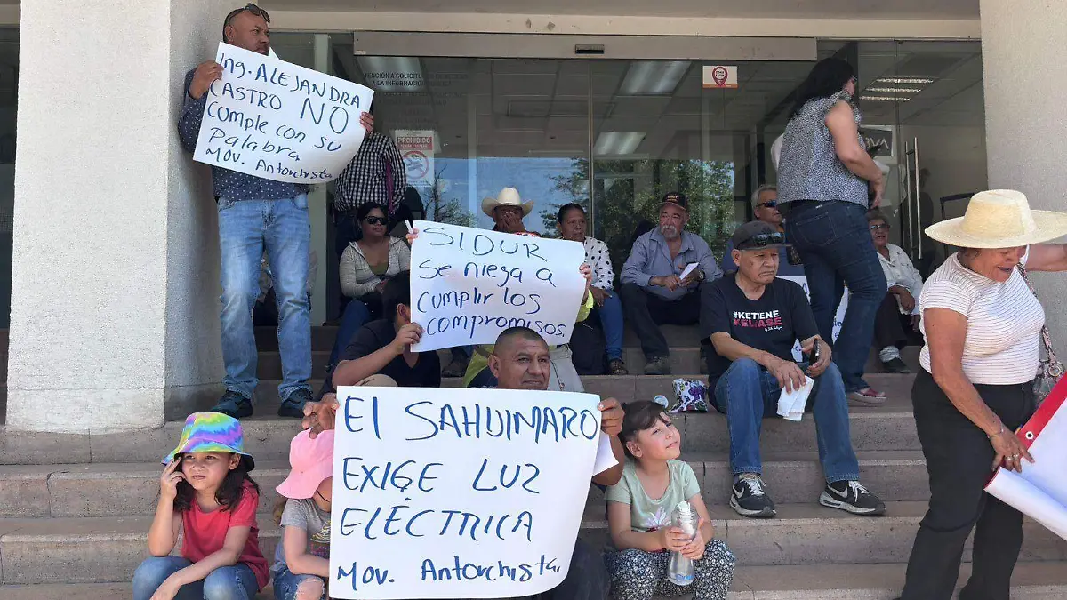 1000508005