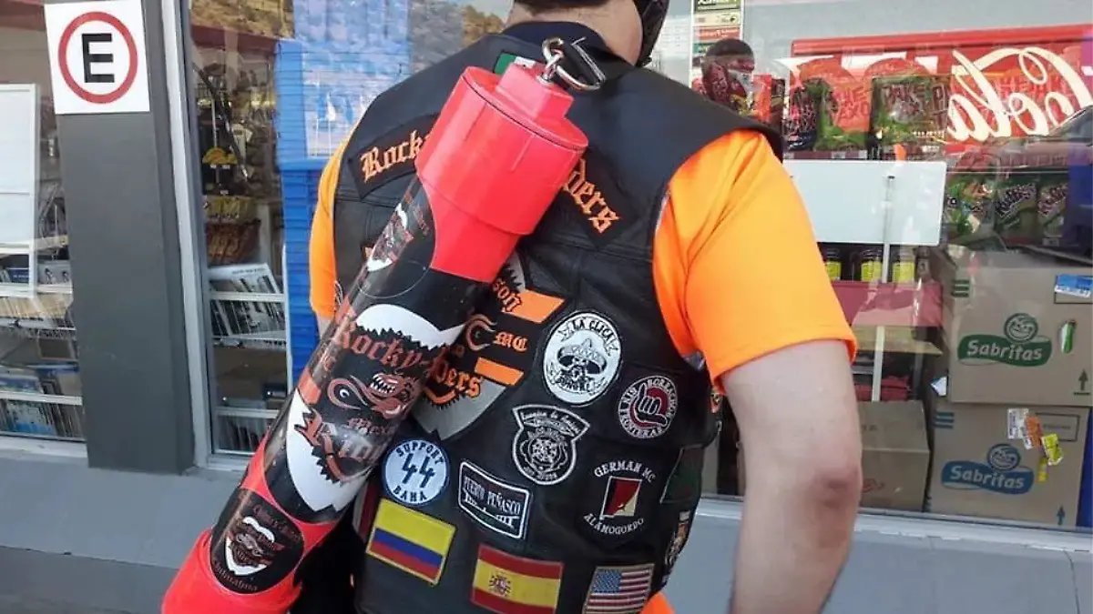 FULL SCREEN  motociclista