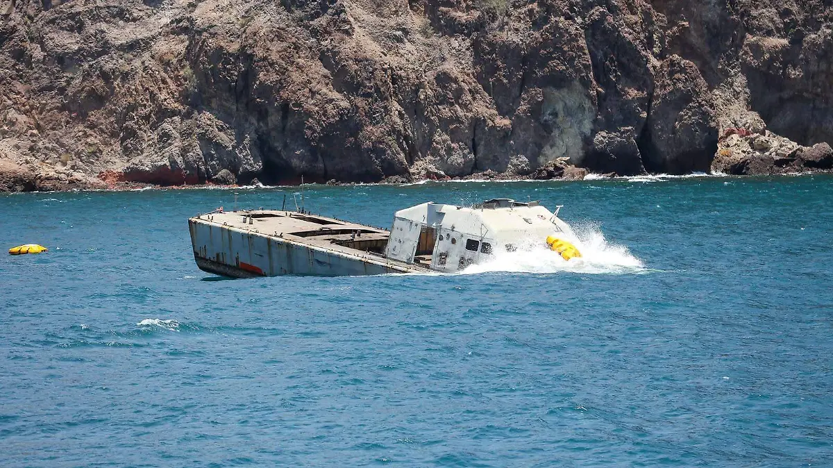 hundimiento de embarcación para arrefice Guaymas Sonora - Gobierno de Sonora