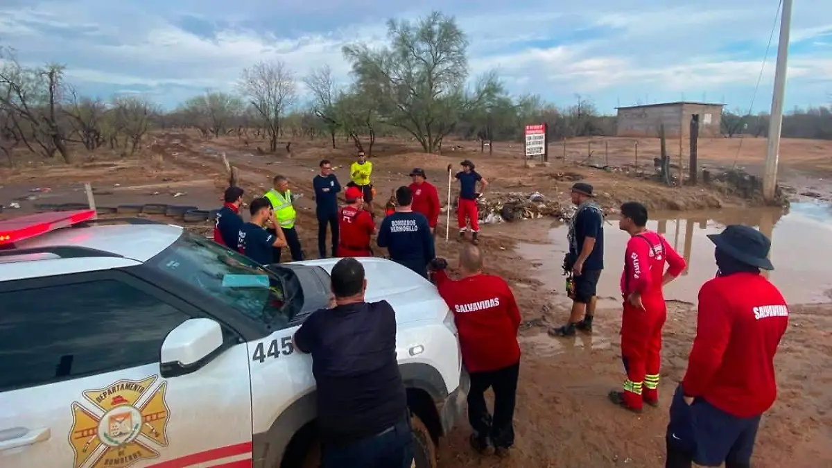 Busqueda de persona extraviada cuerpos de emergencia- Departamento de Bomberos de Hermosillo