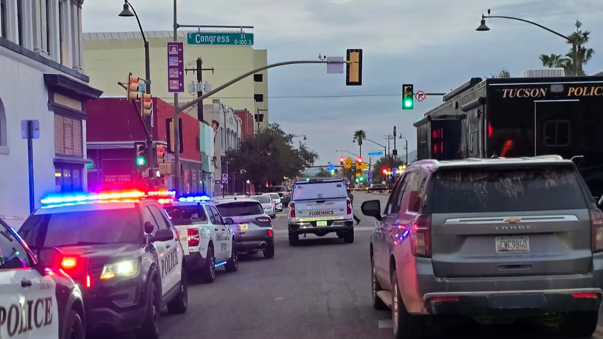 FULL SCREEN arizona police
