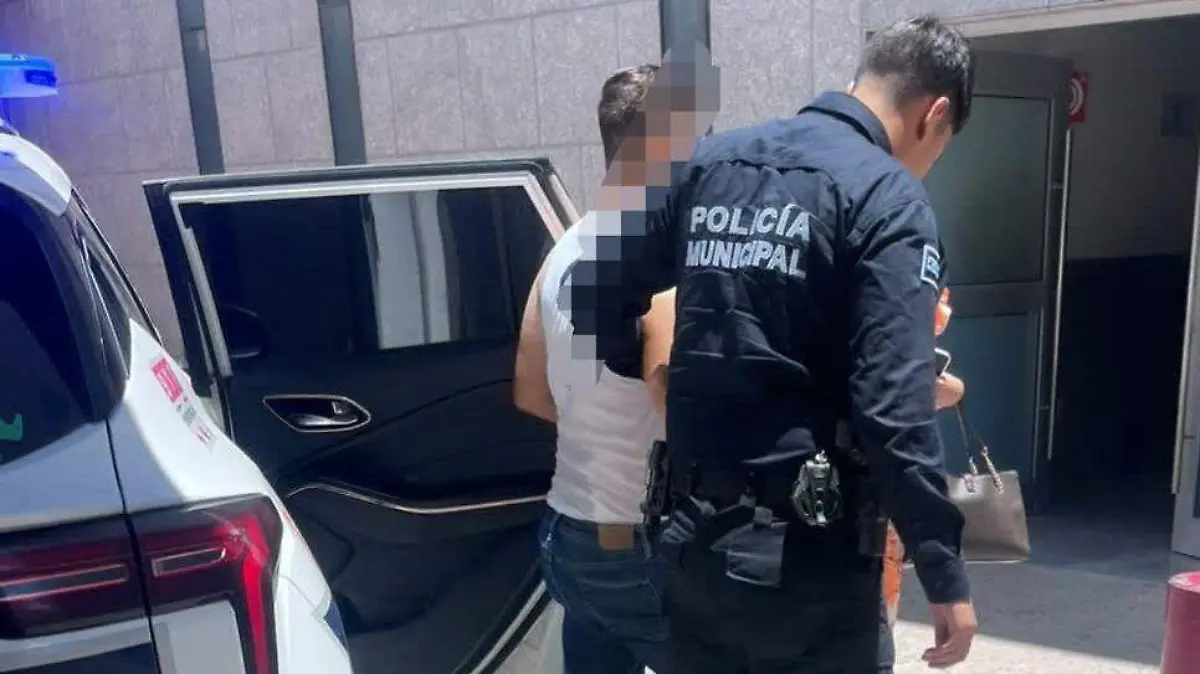 detenidos policía