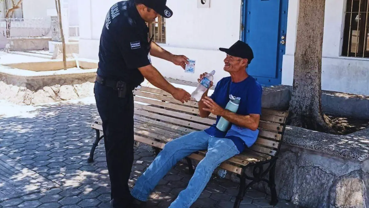 Hidratación policía__