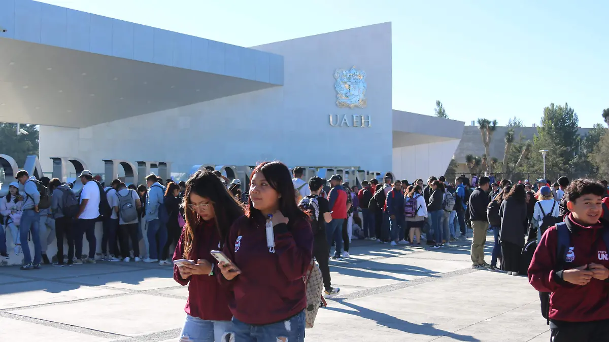 ESTUDIANTES F WEN (1)