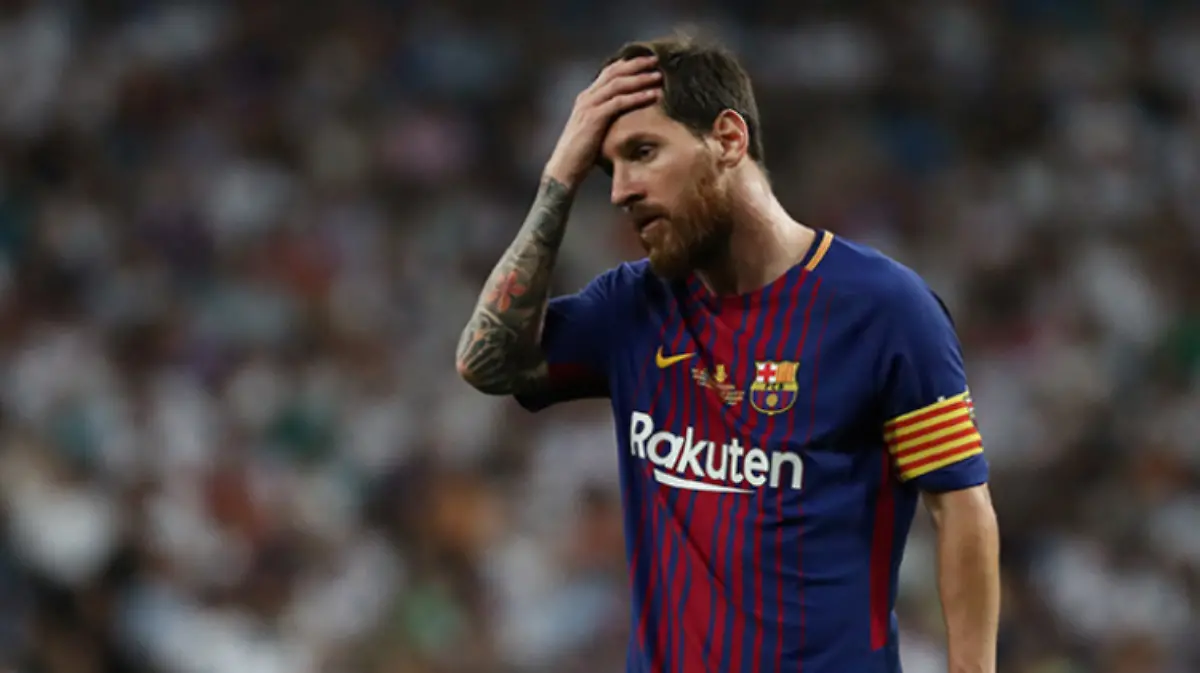 Messi-saldria-barcelona