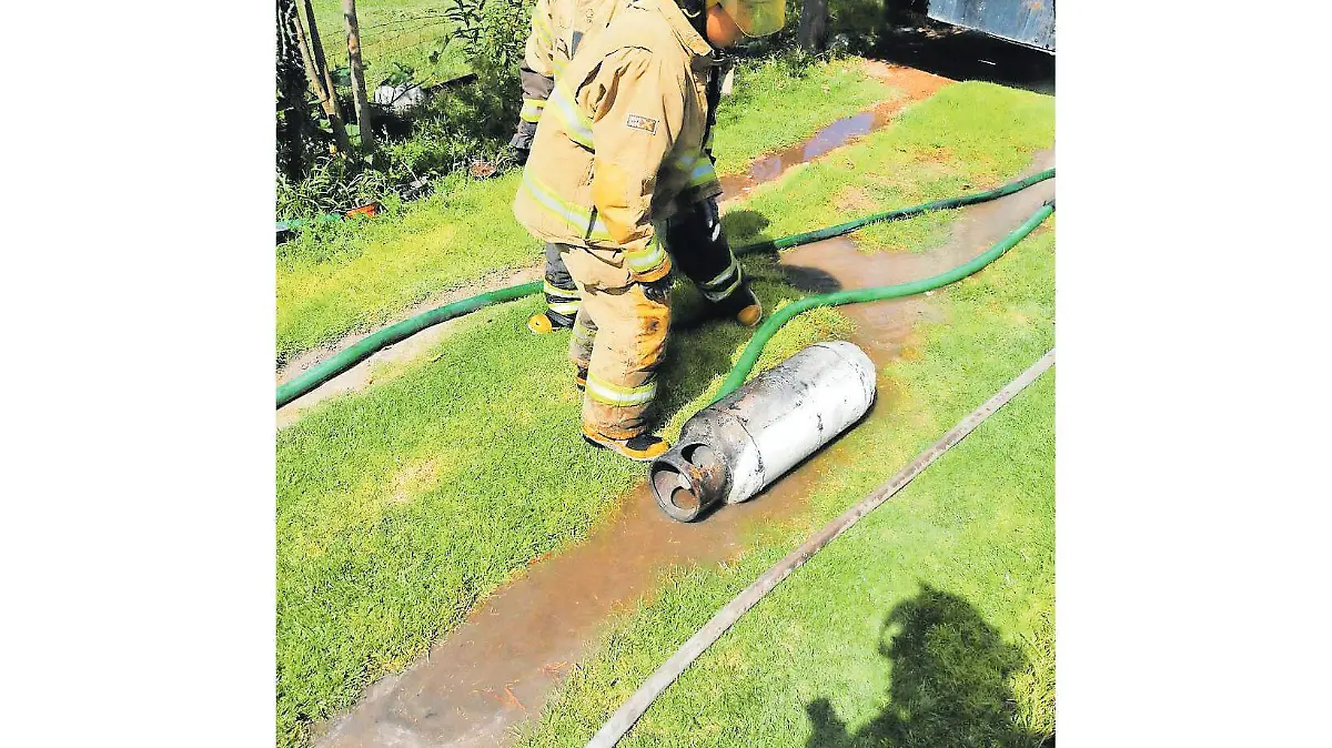 FLAMAZO PAG 10 N2_CMYK (1)