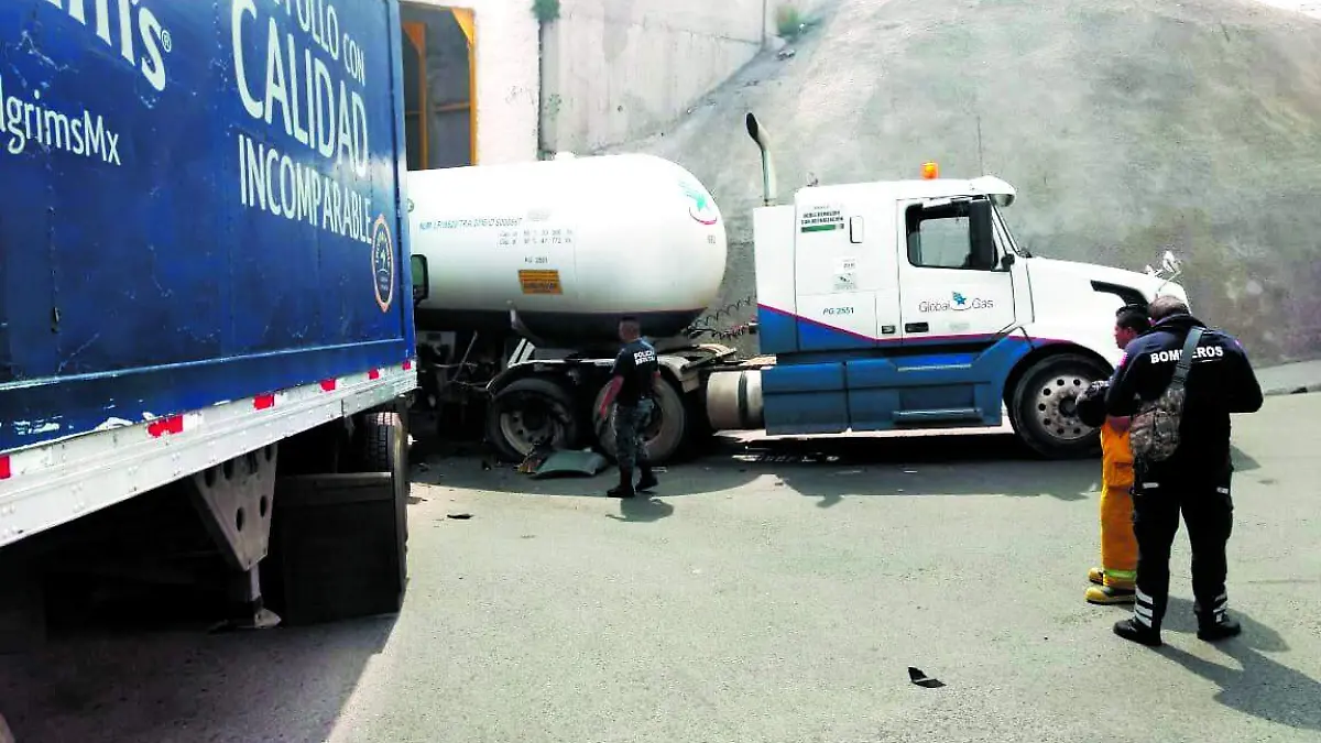 TRAILERS2